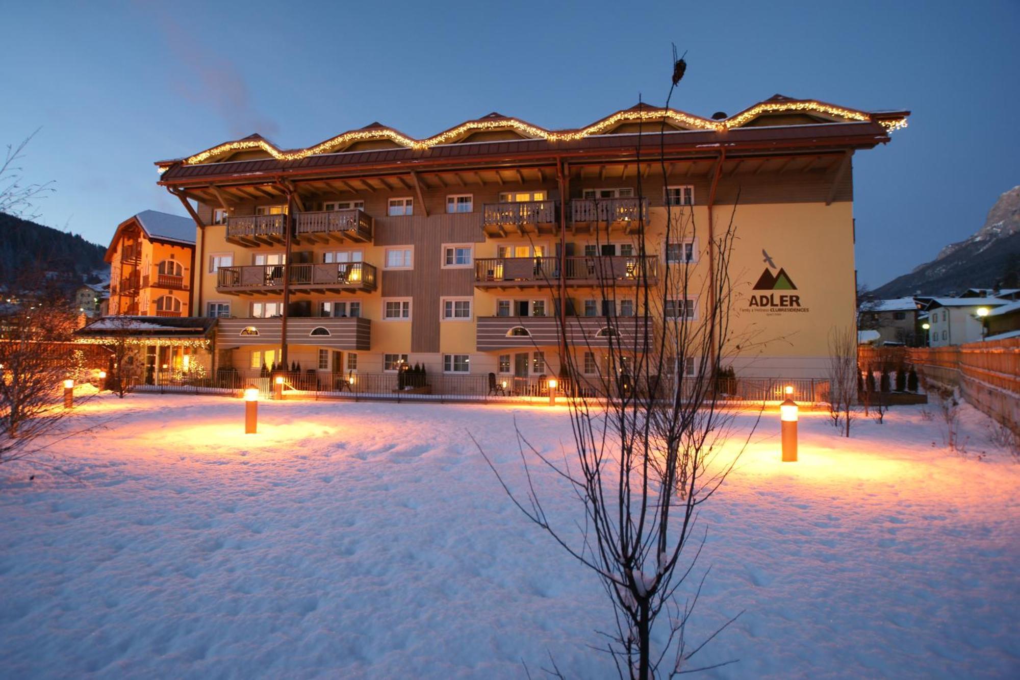 Adler Clubresidence Moena Exteriör bild