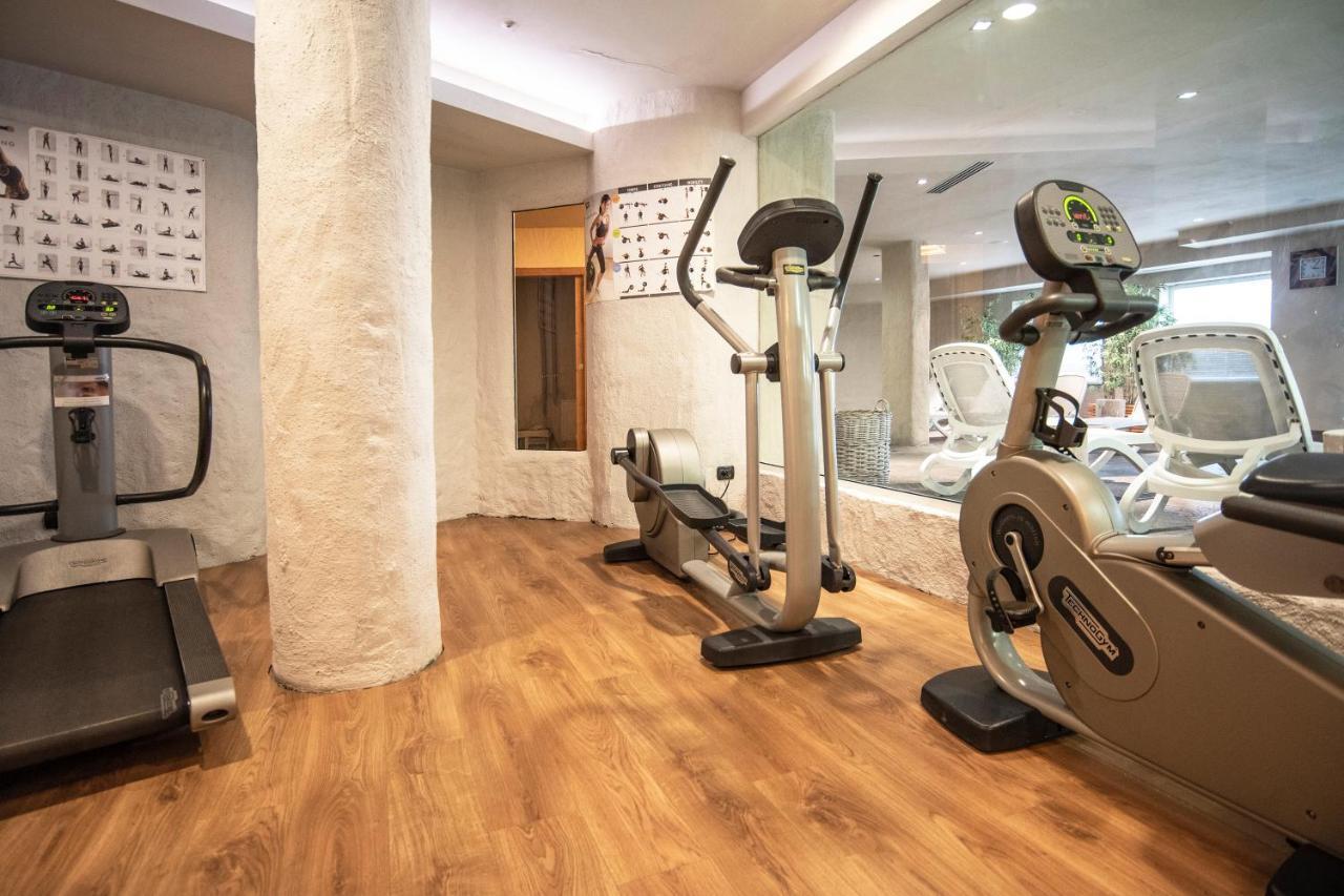 Adler Clubresidence Moena Exteriör bild